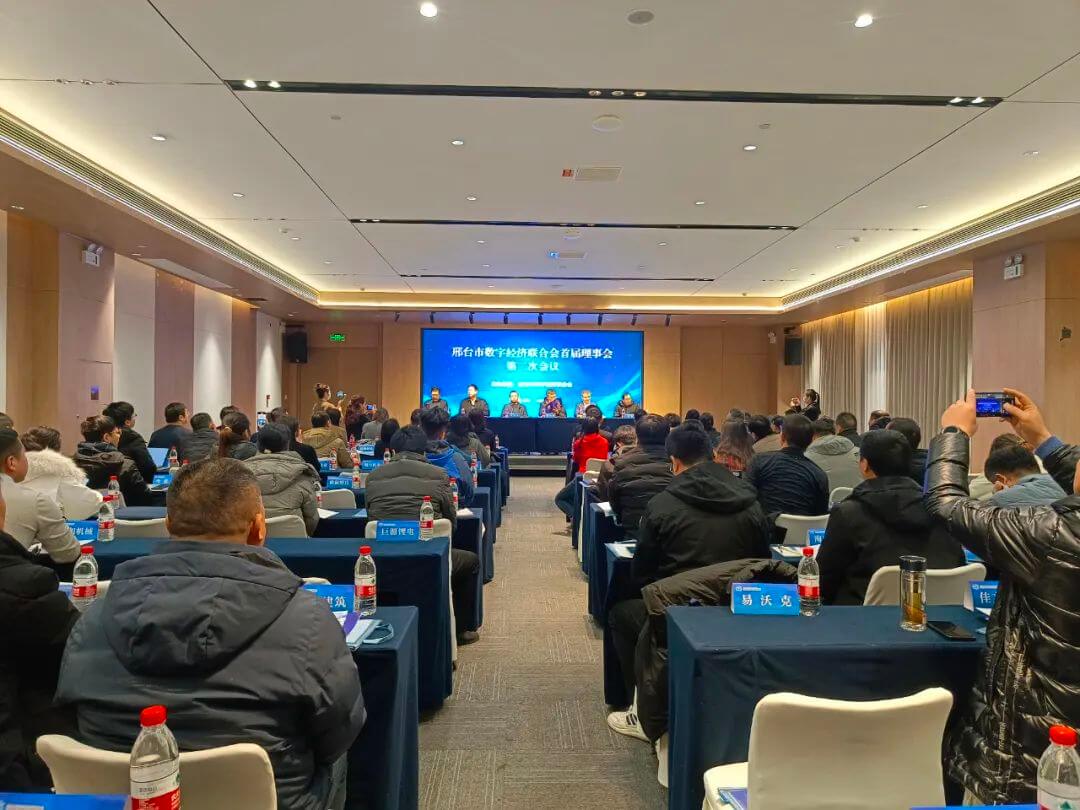 1739166364879300.jpg 640.jpg